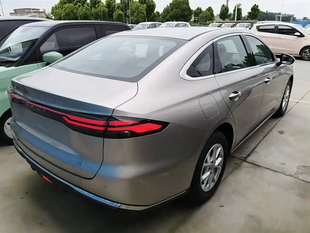 Geely Galaxy Galaxy Stellar 6 2025 125km Long Voyage Edition фото 7