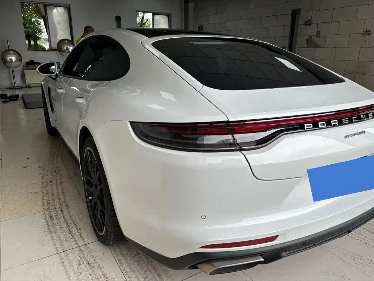 Porsche Panamera 2022 Panamera 2.9T Platinum Edition фото 17