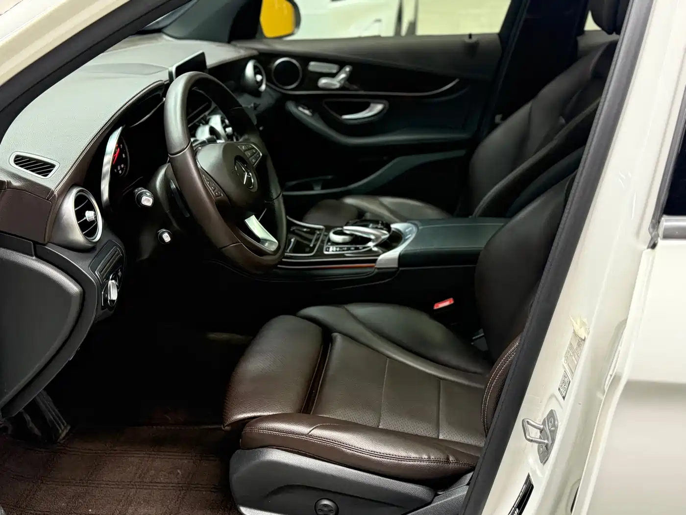Mercedes-Benz GLC 2019 GLC 260 L 4MATIC Dynamic фото 16