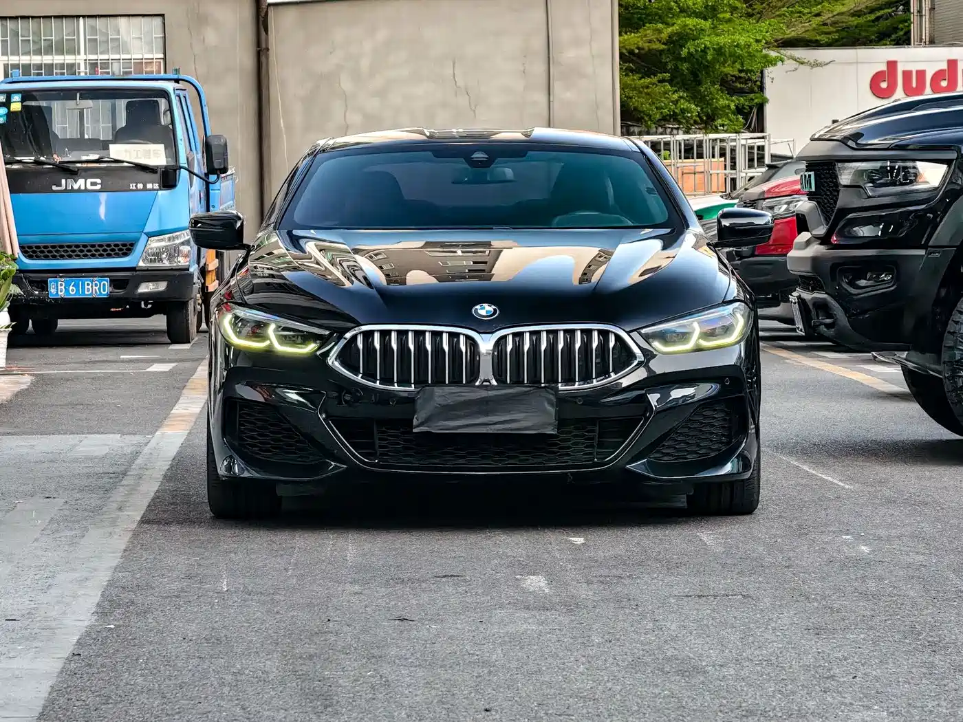 BMW 8 Series 2019 840i Coupe M Sport Package фото 2