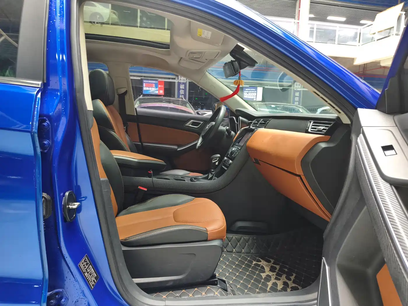 Jiangling Yusheng S330 2016 2016 1.5L GTDi Automatic 2WD Premium Edition