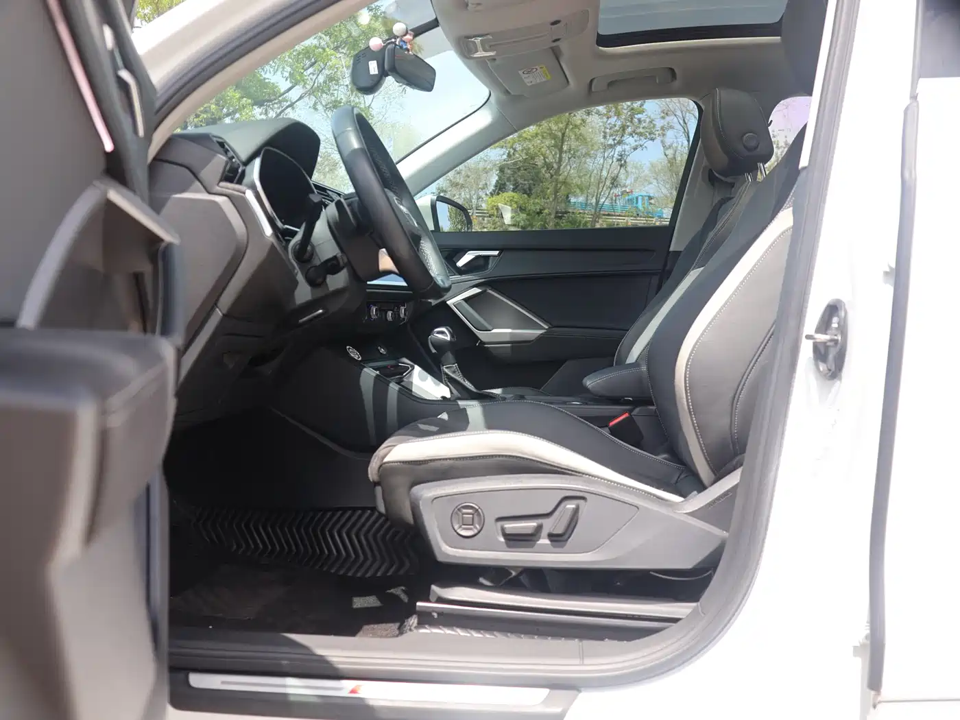 Audi Q3 2022 35 TFSI Progressive Dynamic фото 9