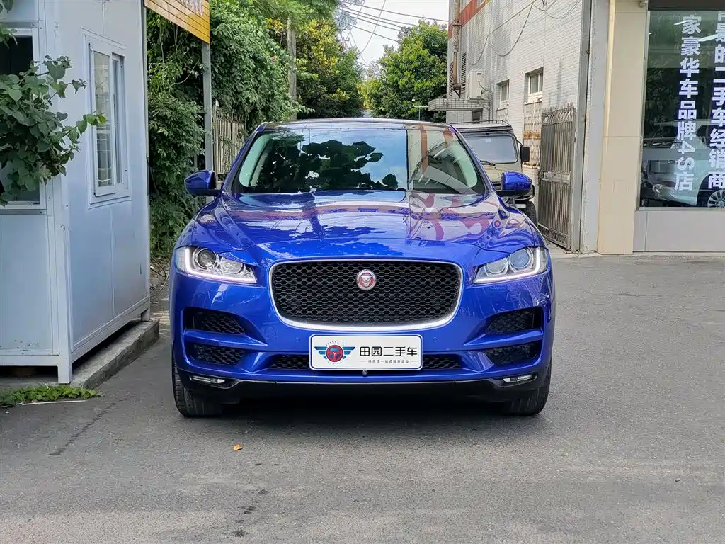 Jaguar F-PACE 2017 2018 2.0T 2WD Urban Premium Edition