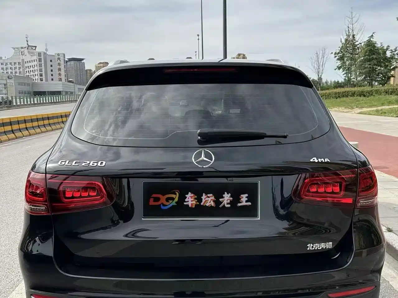 Mercedes-Benz GLC 2020 GLC 260 L 4MATIC Dynamic фото 3