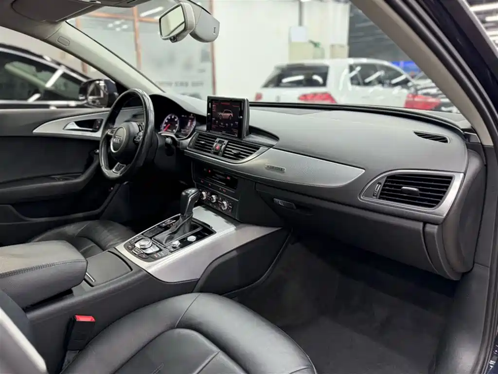 Audi A6 (Import) 2018 3.0T allroad quattro фото 24