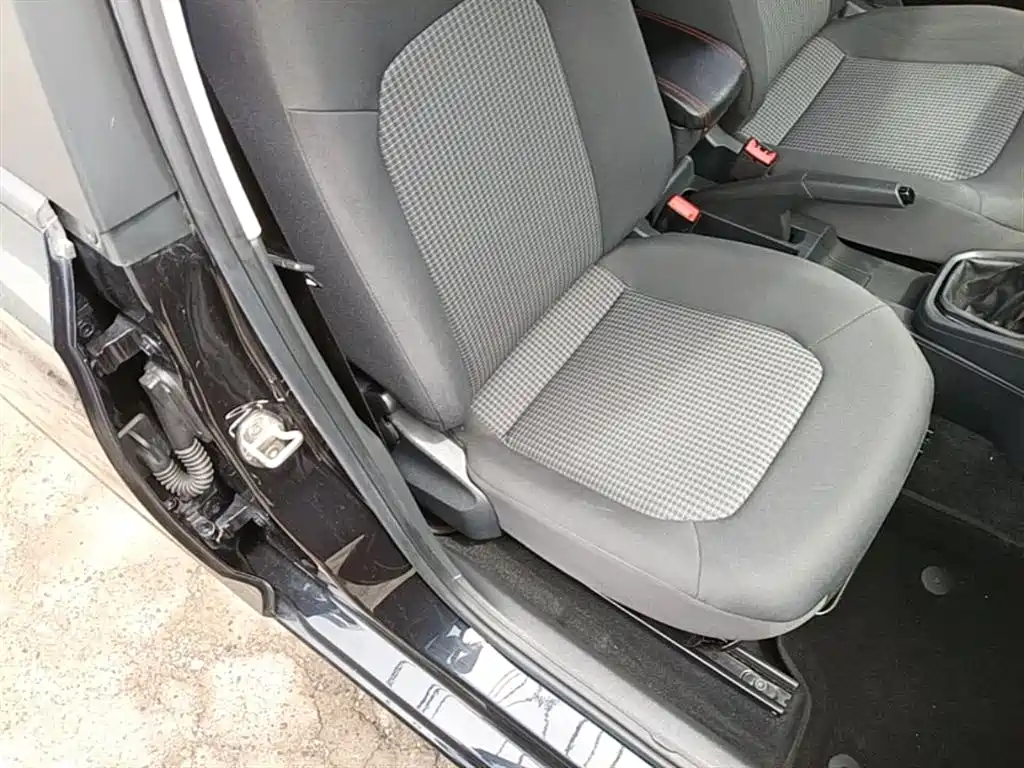 Volkswagen Santana 2018 1.5L Manual Trend Edition фото 25