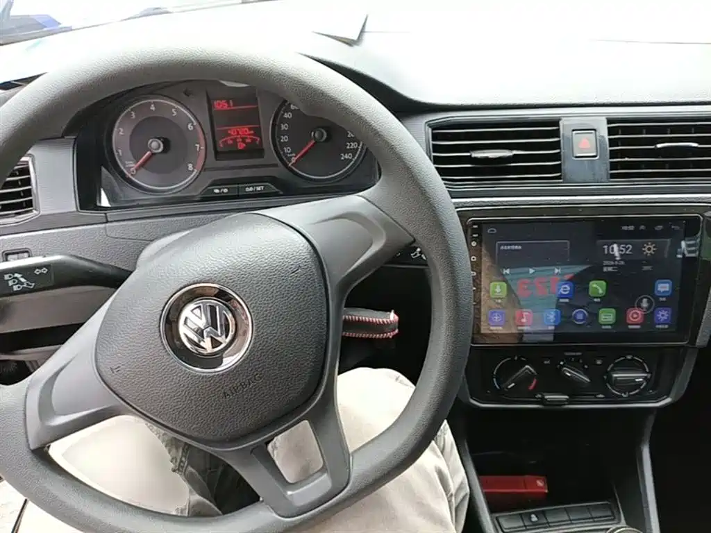 Volkswagen Santana 2018 1.5L Manual Trend Edition фото 10