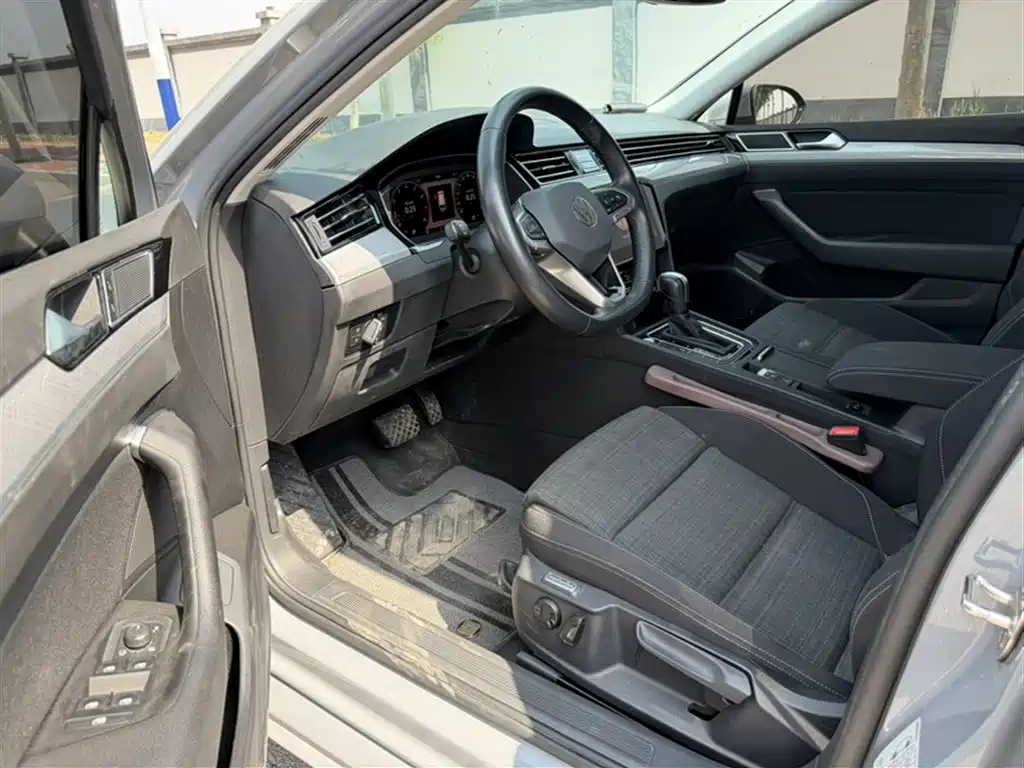 Volkswagen Weilan 2021 2.0T Comfort Edition фото 16