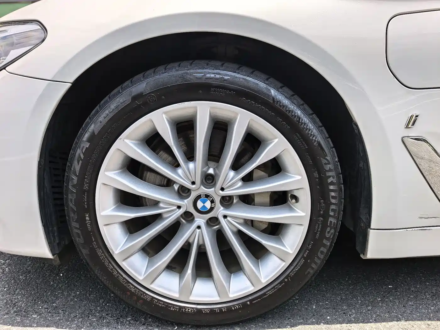 BMW 5 Series New Energy 2019 530Le Luxury Package фото 6