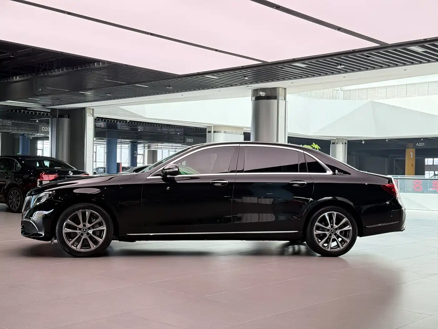 Mercedes-Benz E-Class 2019 Facelift E 300 L Luxury фото 3