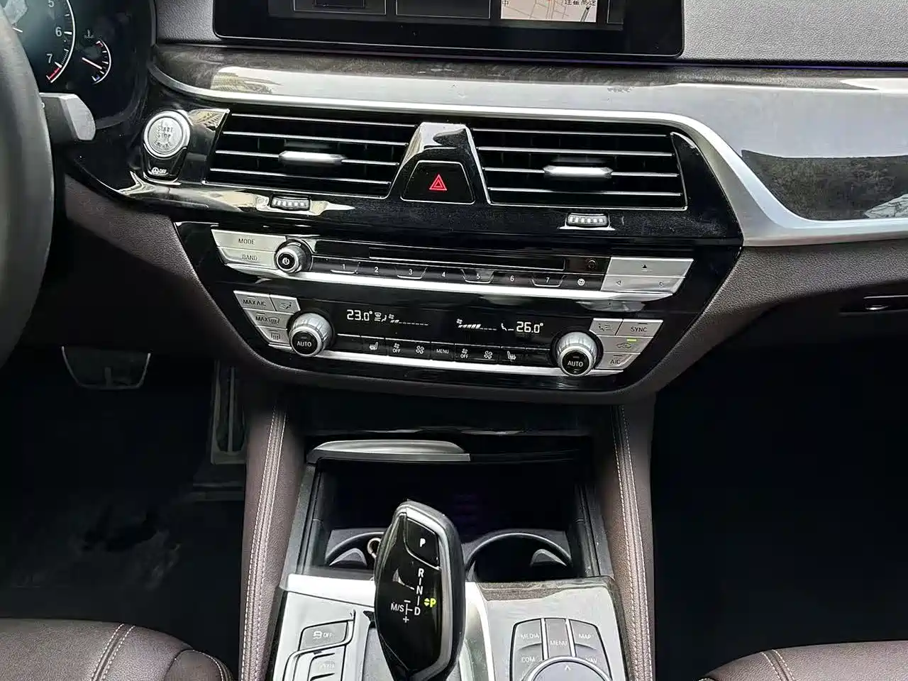 BMW 5 Series 2019 530Li Leading M Sport Package фото 9