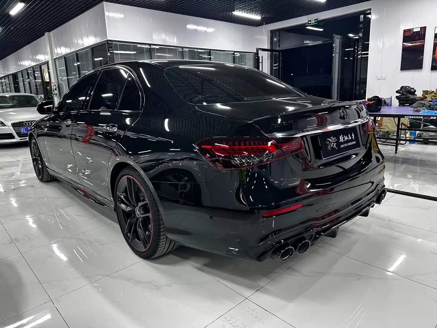 MERCEDES-BENZ E CLASS AMG