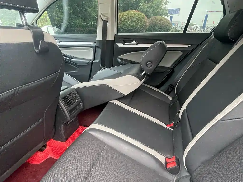 Volkswagen Golf 2021 280TSI DSG Pro фото 2
