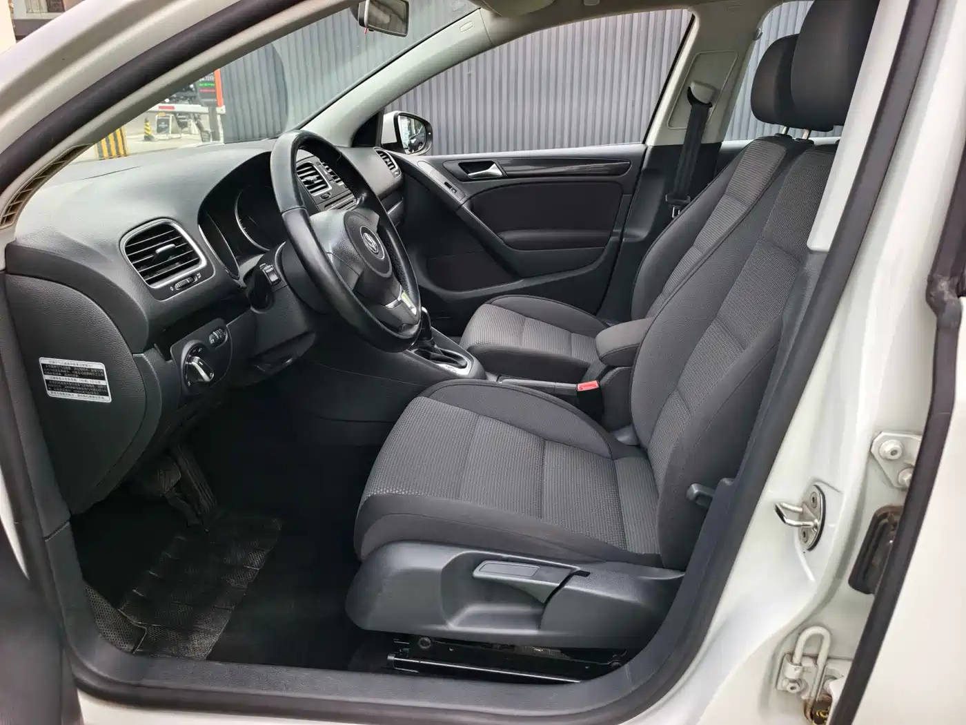 Volkswagen Golf 2012 1.4TSI Automatic Comfort фото 11