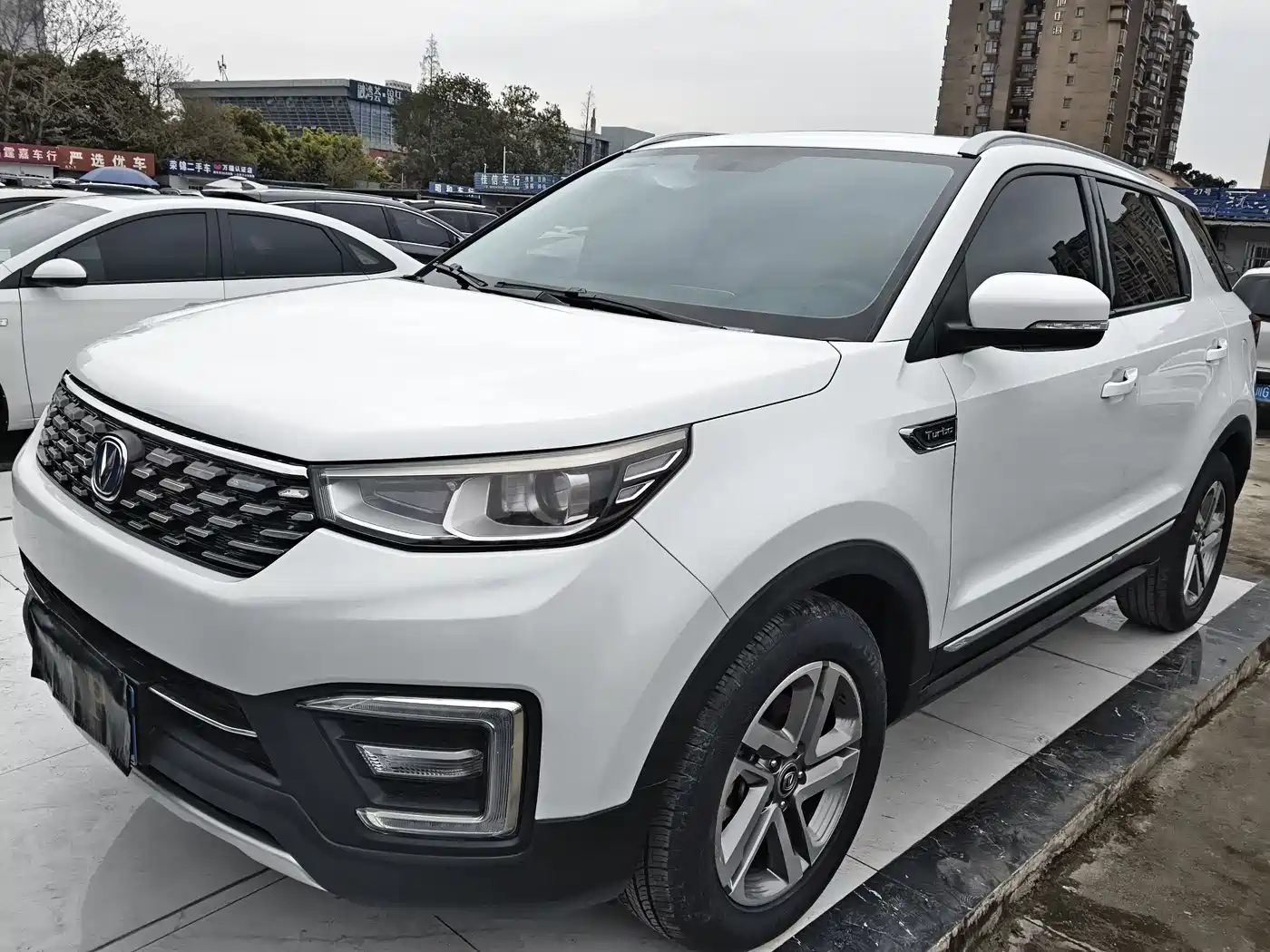 CHANGAN CS55