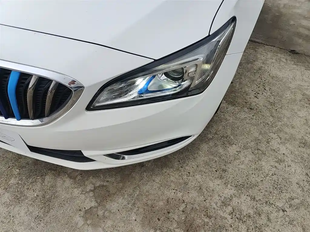 Buick Verano 2017 Sedan 15S Automatic Leading фото 24