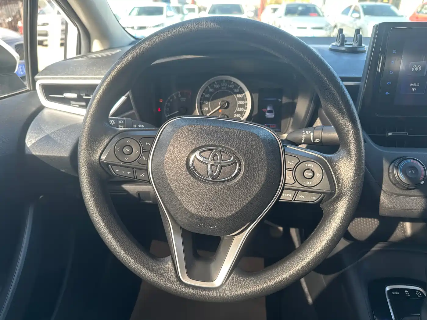 Toyota Corolla 2023 1.2T Pioneer Edition фото 4