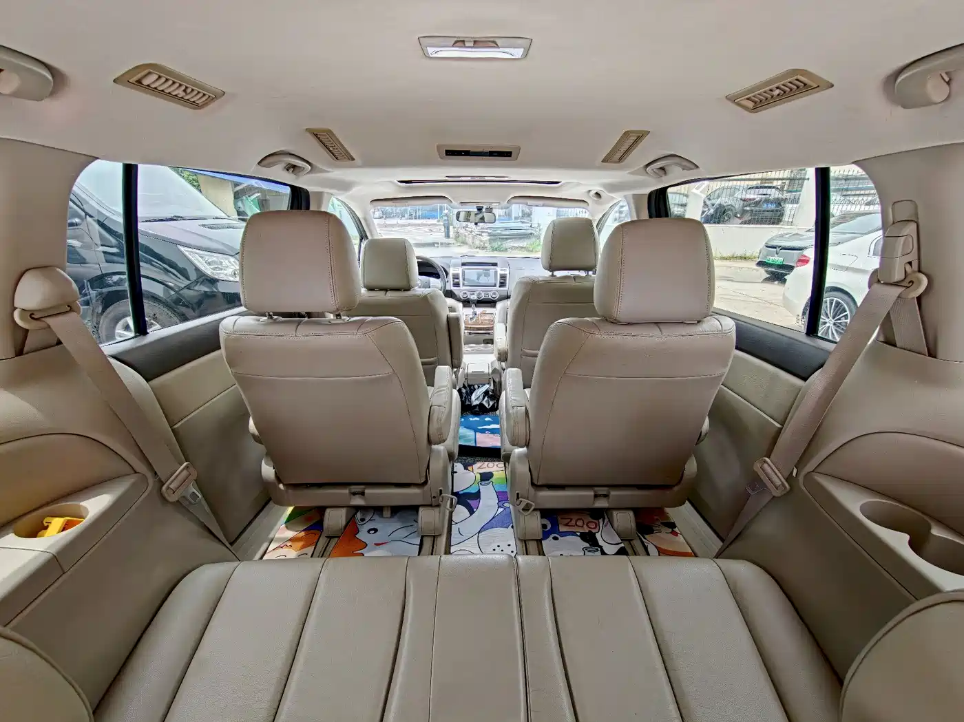 Mazda 8 2013 2013 2.5L Premium