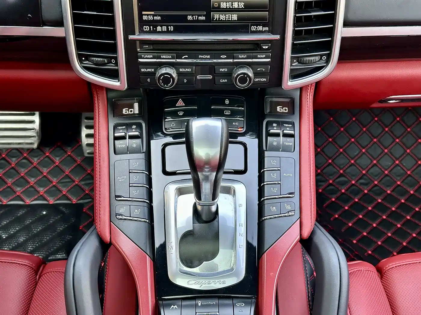 Porsche Cayenne 2011 Cayenne 3.0T фото 23