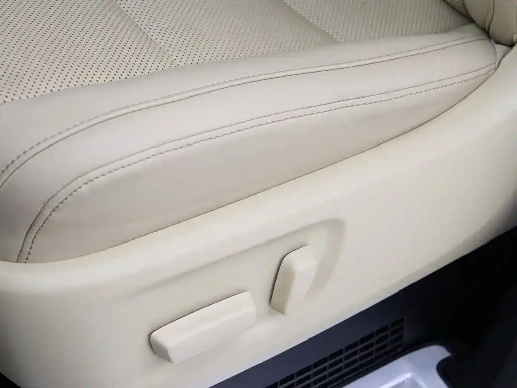 Toyota Alphard 2023 Dual Hybrid 2.5L Ultimate Gold Edition фото 4