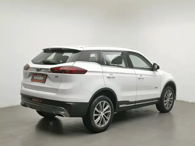 Geely Boyue 2018 1.8TD Automatic 2WD Smart Connect 4G Edition — фото 2