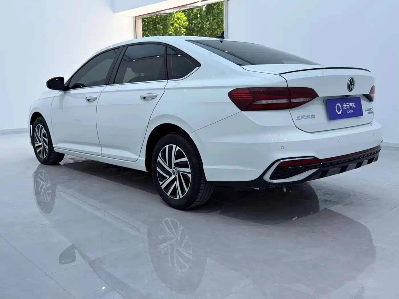 Volkswagen Lavida 2023 280TSI DSG Starlight Comfort Edition фото 4