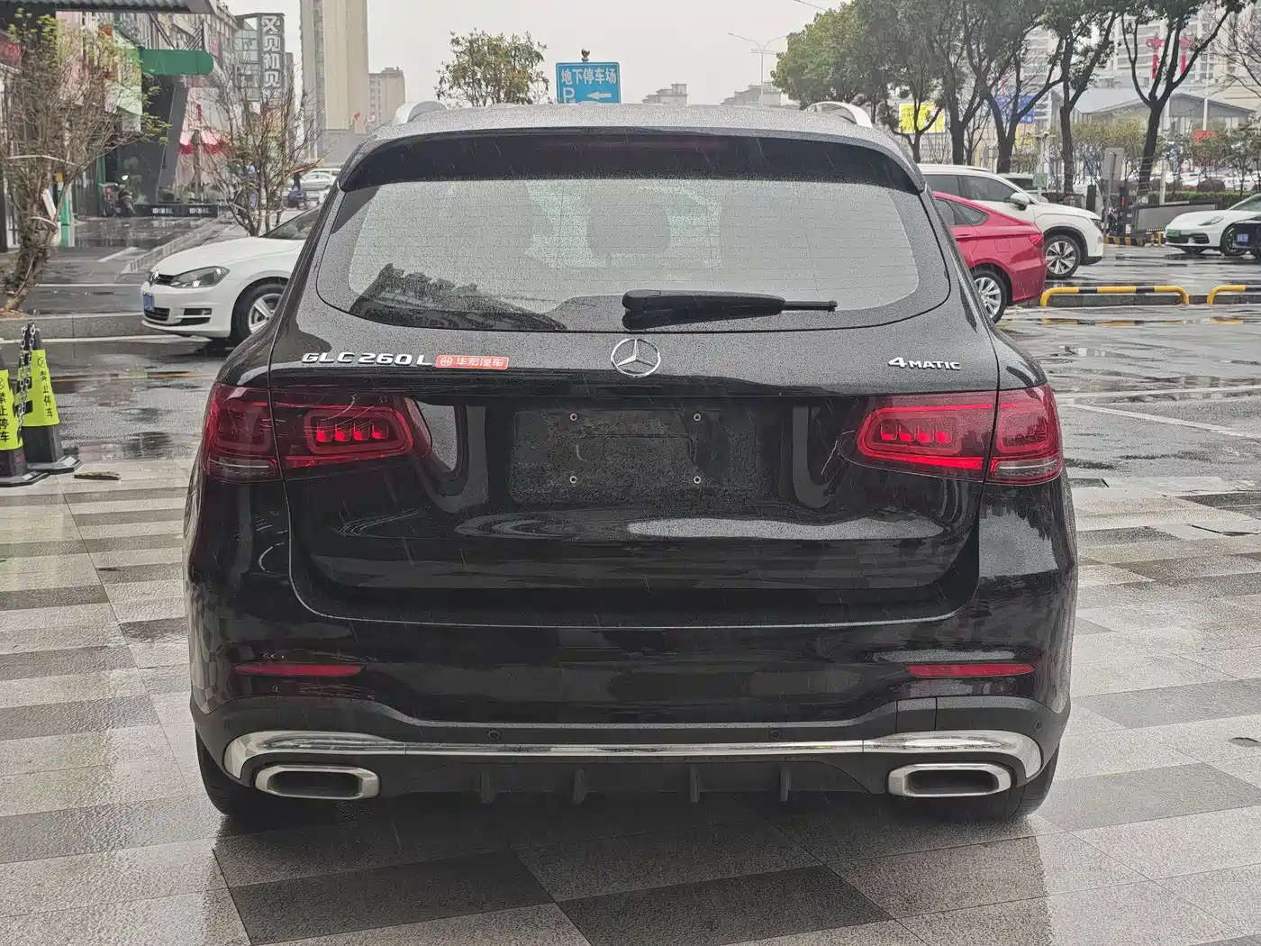 MERCEDES-BENZ GLC