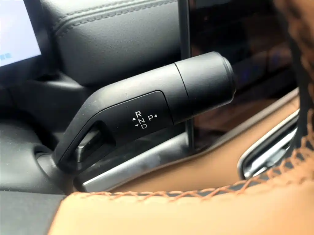 Geely Galaxy Galaxy A7 2025 EM-i фото 14