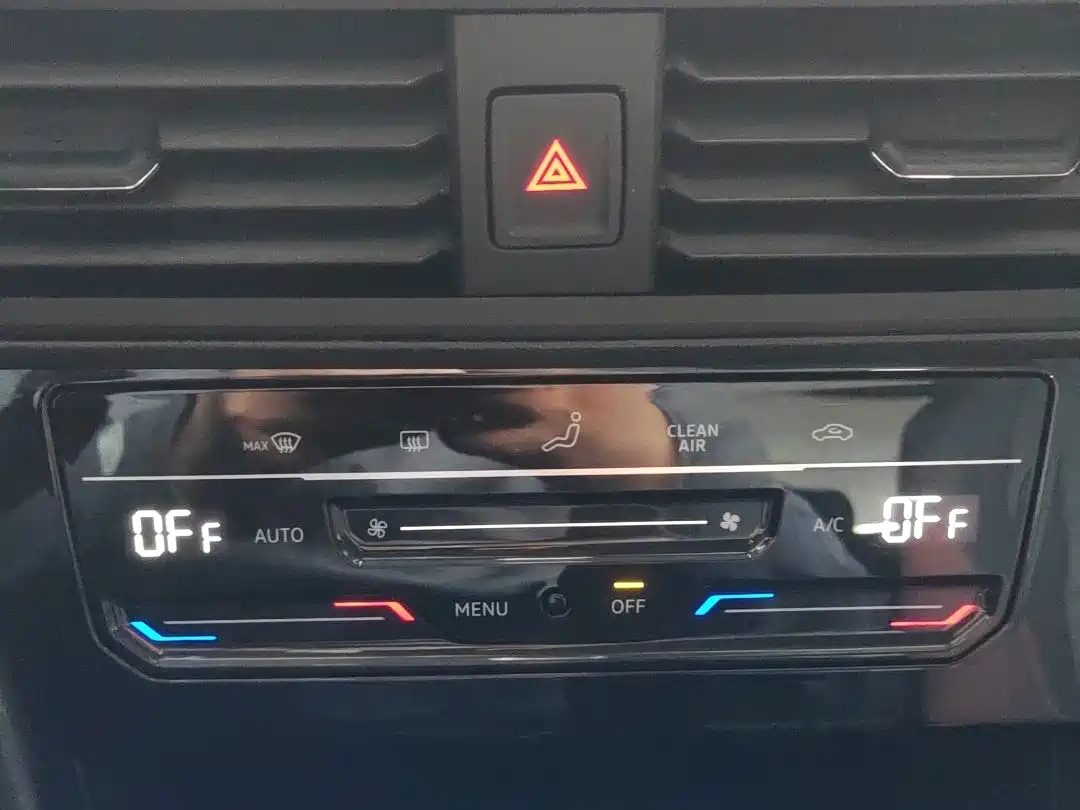 Volkswagen Bora 2020 1.5L Automatic Elite фото 12