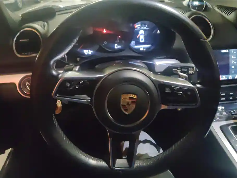 Porsche 718 2016 Cayman 2.0T фото 15