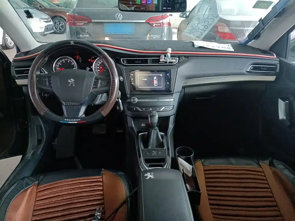 Peugeot 408 2014 1.8L Automatic Luxury Edition фото 10