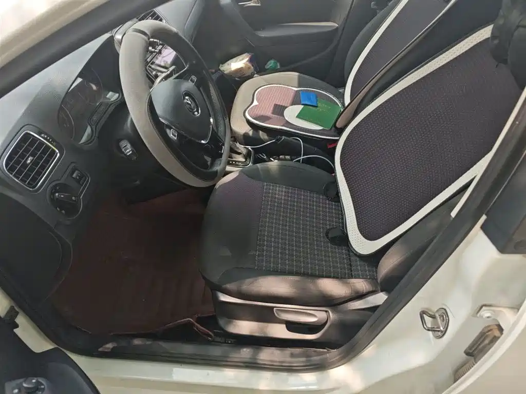 Volkswagen Polo 2018 1.5L Auto Comfort фото 8