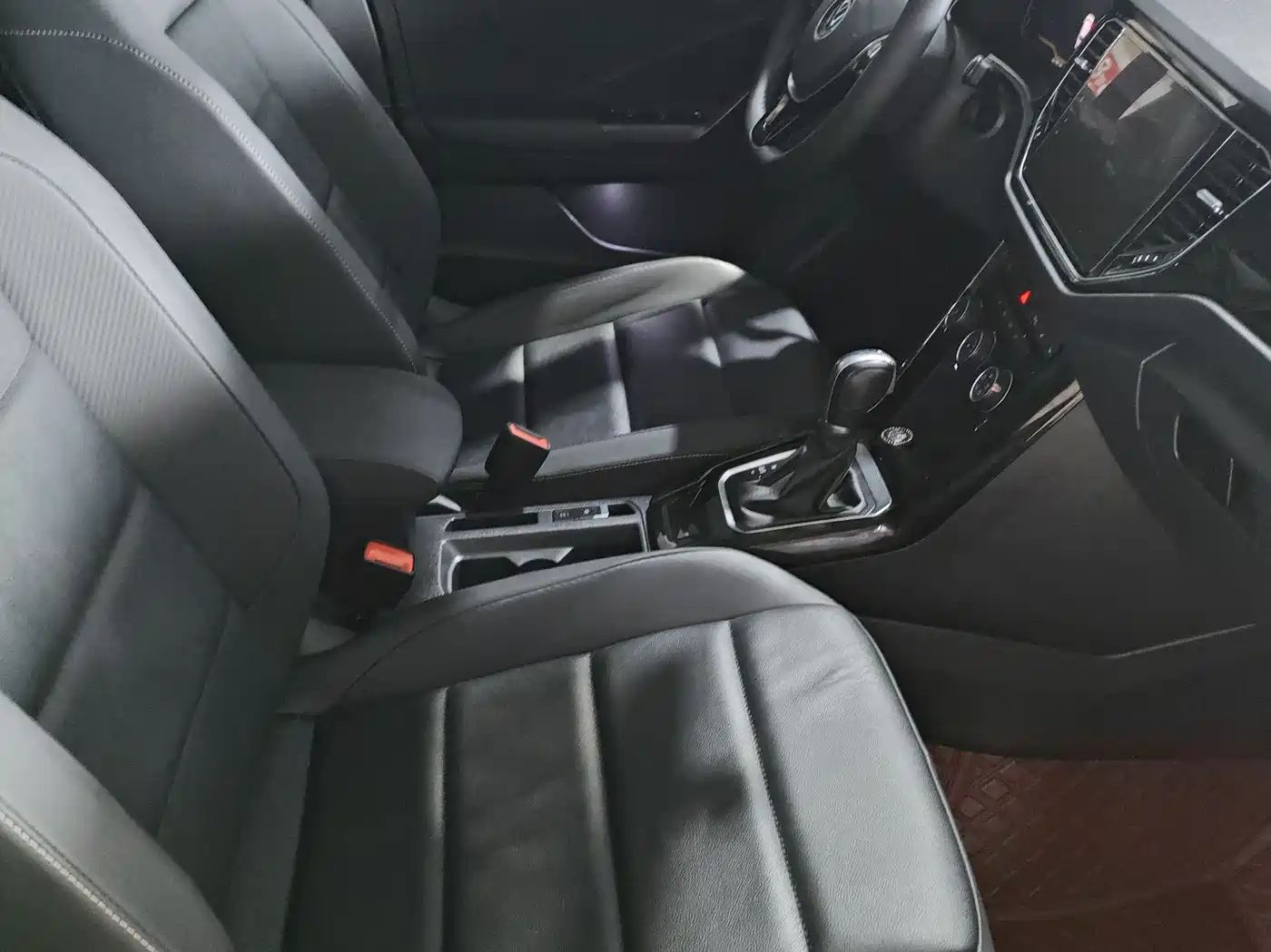 Volkswagen T-ROC 2022 280TSI DSG 2WD Comfort PLUS фото 20