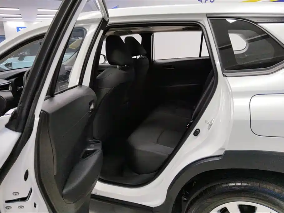 Toyota Corolla Cross 2024 2.0L Elite Edition фото 11