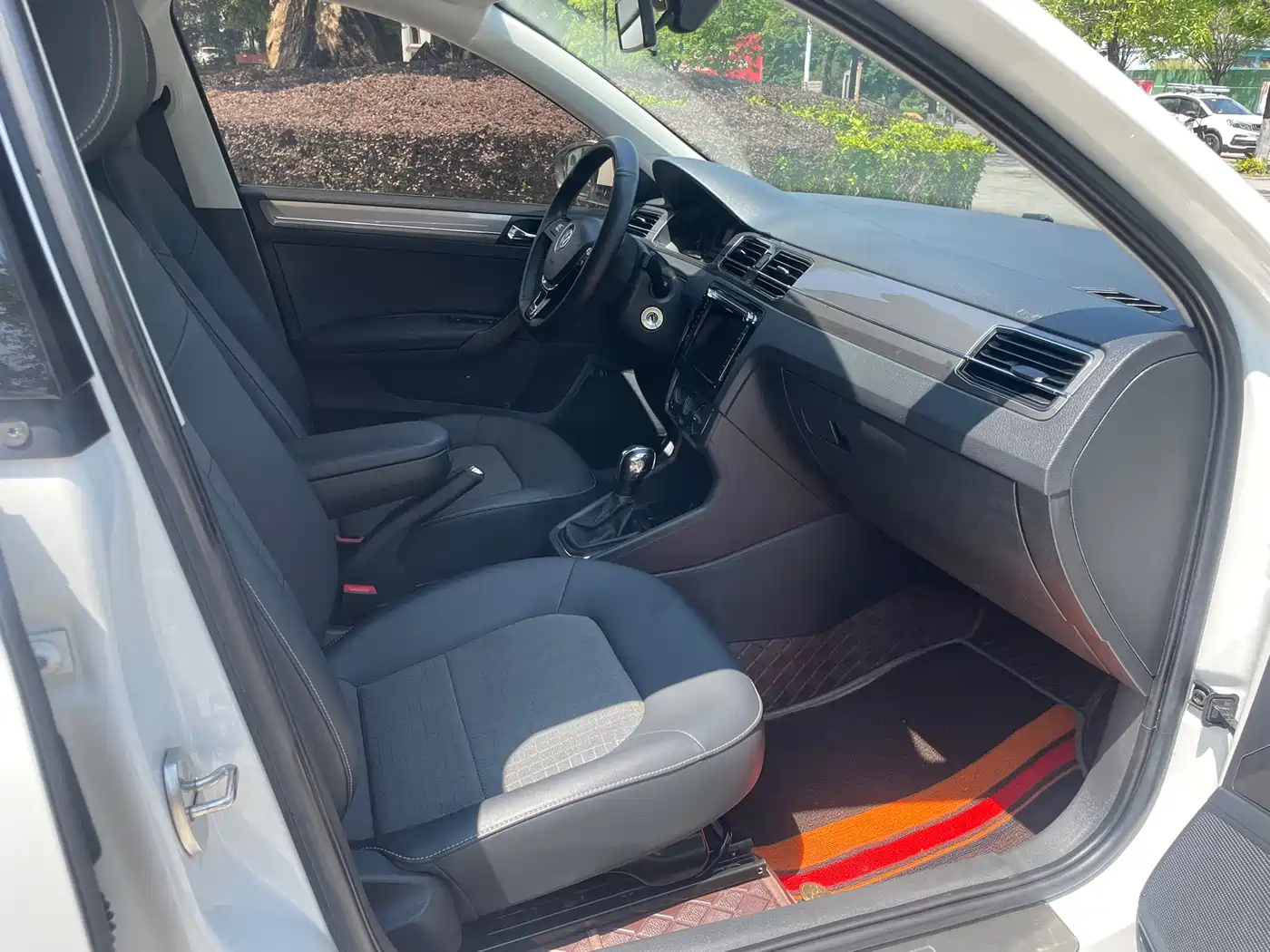 Volkswagen Santana 2019 1.5L Auto Comfort Edition China V фото 15