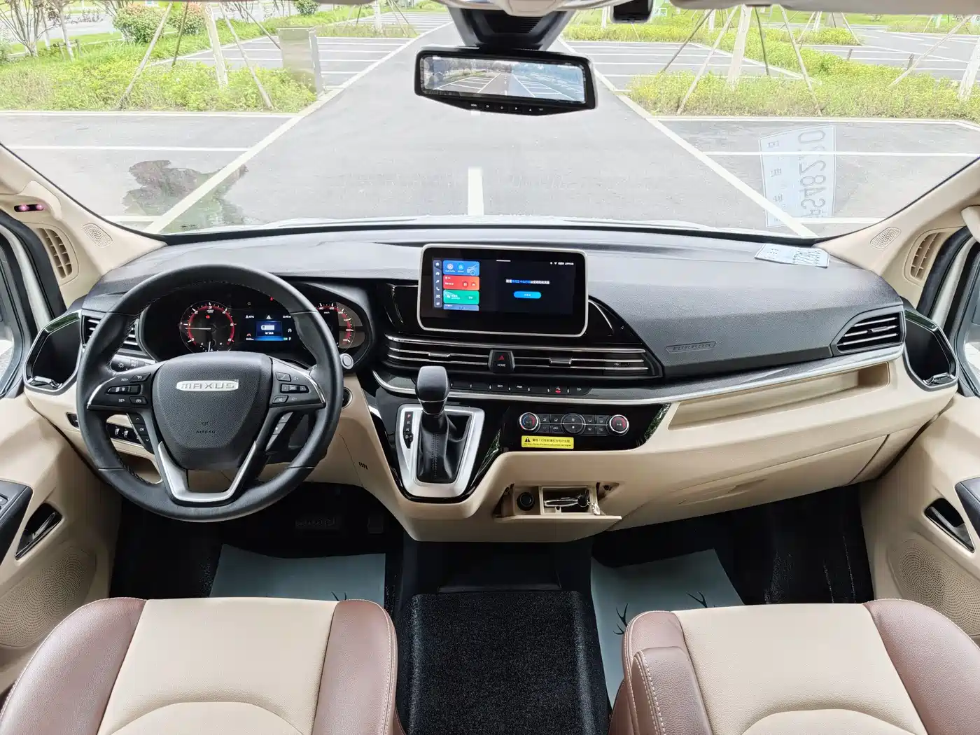 SAIC Maxus V100 RV 2022 Model 2.0T Life Home V100 Mountain Living Edition Rear Expansion фото 7