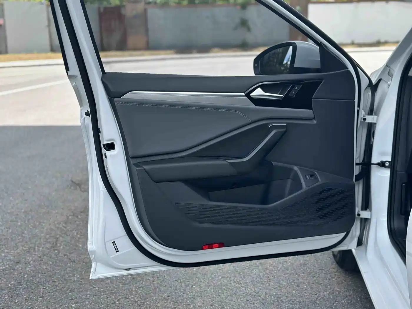 Volkswagen Sagitar, миниатюра 11