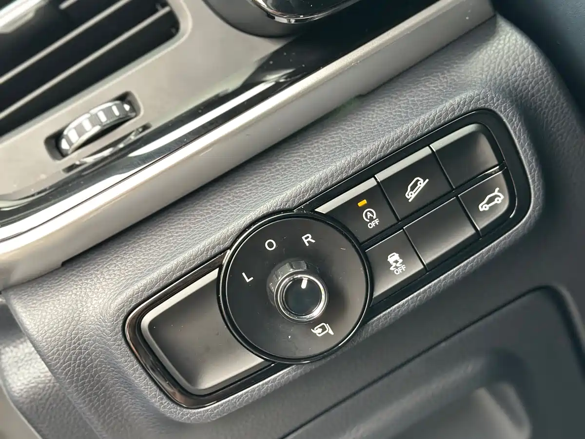 GAC Trumpchi Trumpchi M8 2021 Leading Show Series 390T Ultimate Edition фото 18