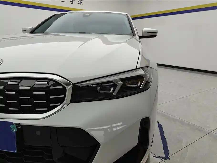 BMW 3 Series 2024 325Li M Sport Package фото 5