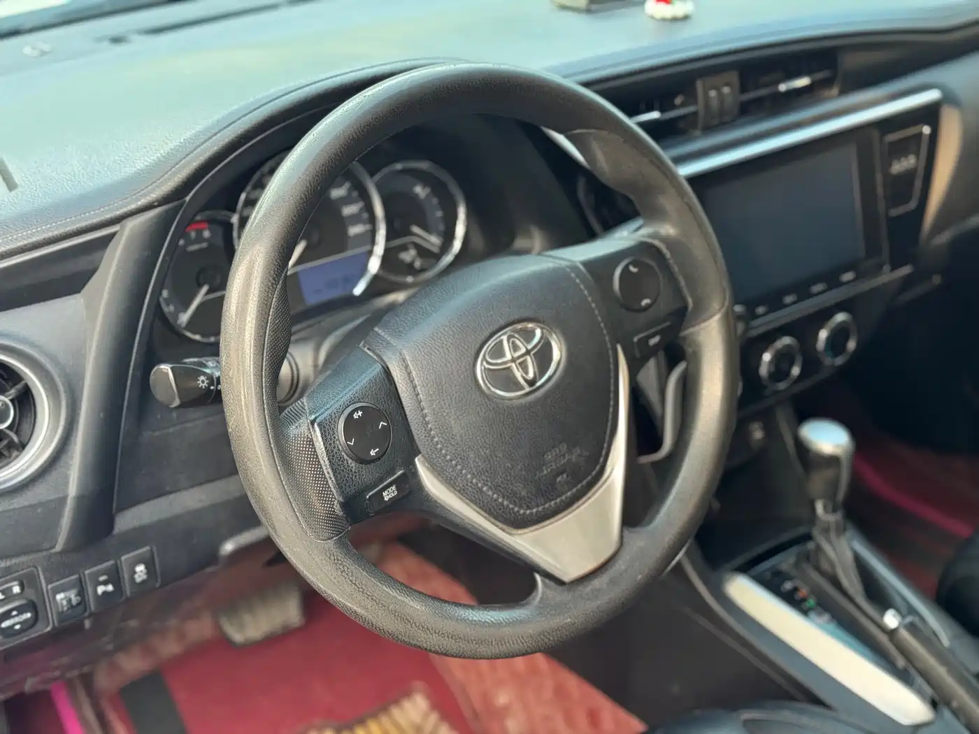 Toyota Levin 2017 Facelift 185T CVT Elite (China V) фото 11