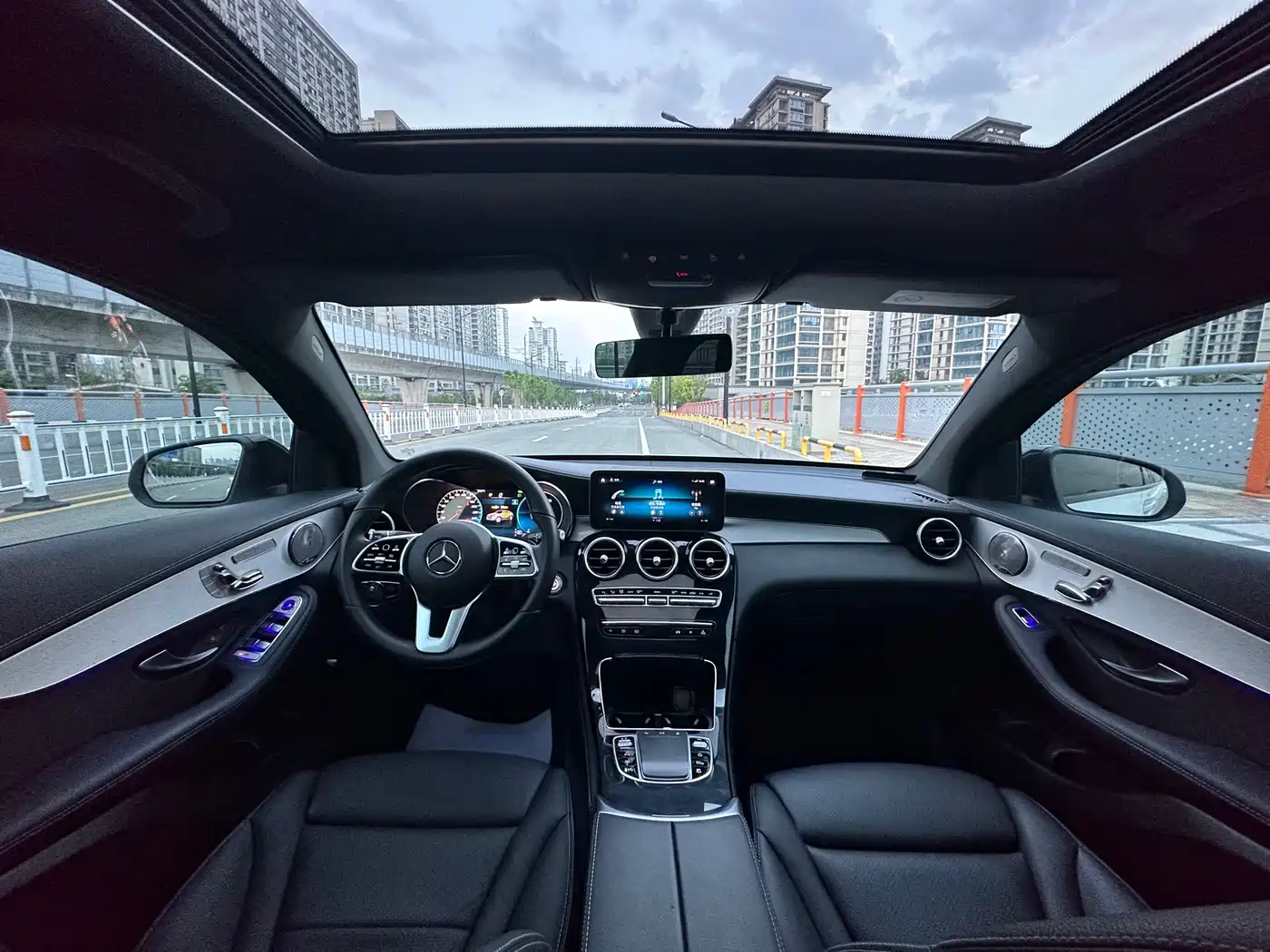Mercedes-Benz GLC Coupe 2021 GLC 260 4MATIC Coupe SUV фото 8