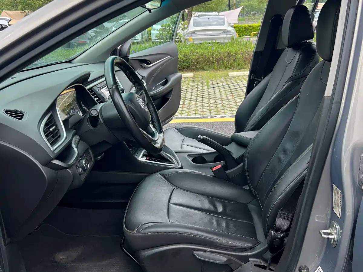 Buick Excelle 2018 18T Automatic Elite фото 7