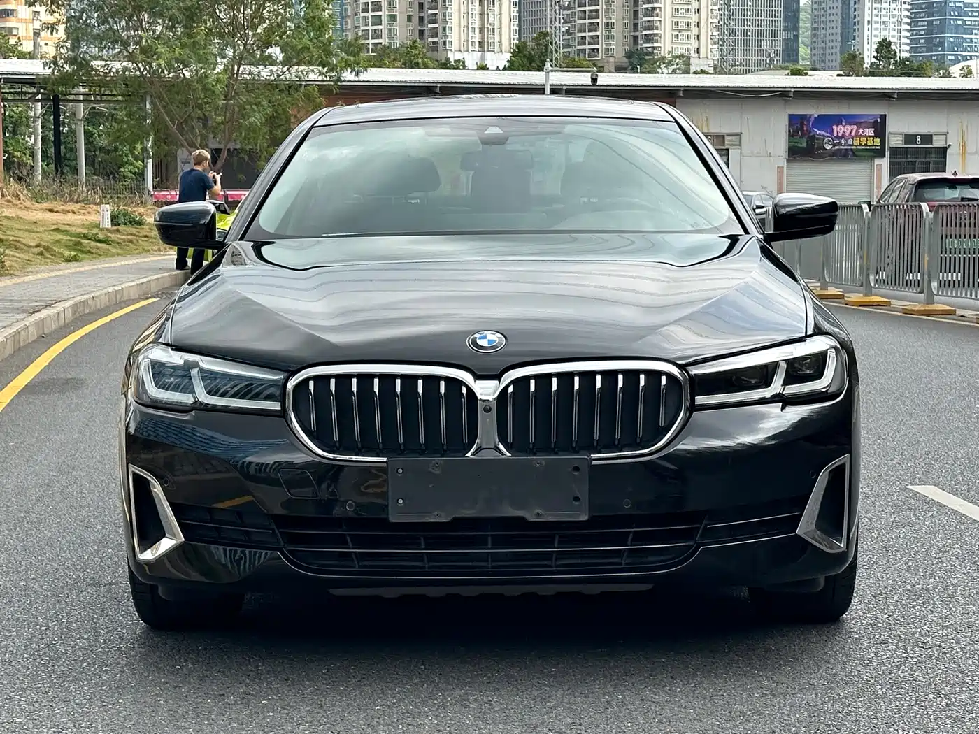 BMW 5 SERIES
