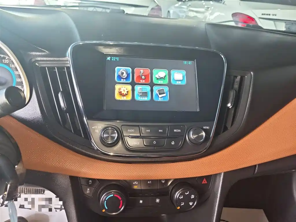 Chevrolet Cavalier 2016 Model 1.5L Automatic Delight Edition фото 13