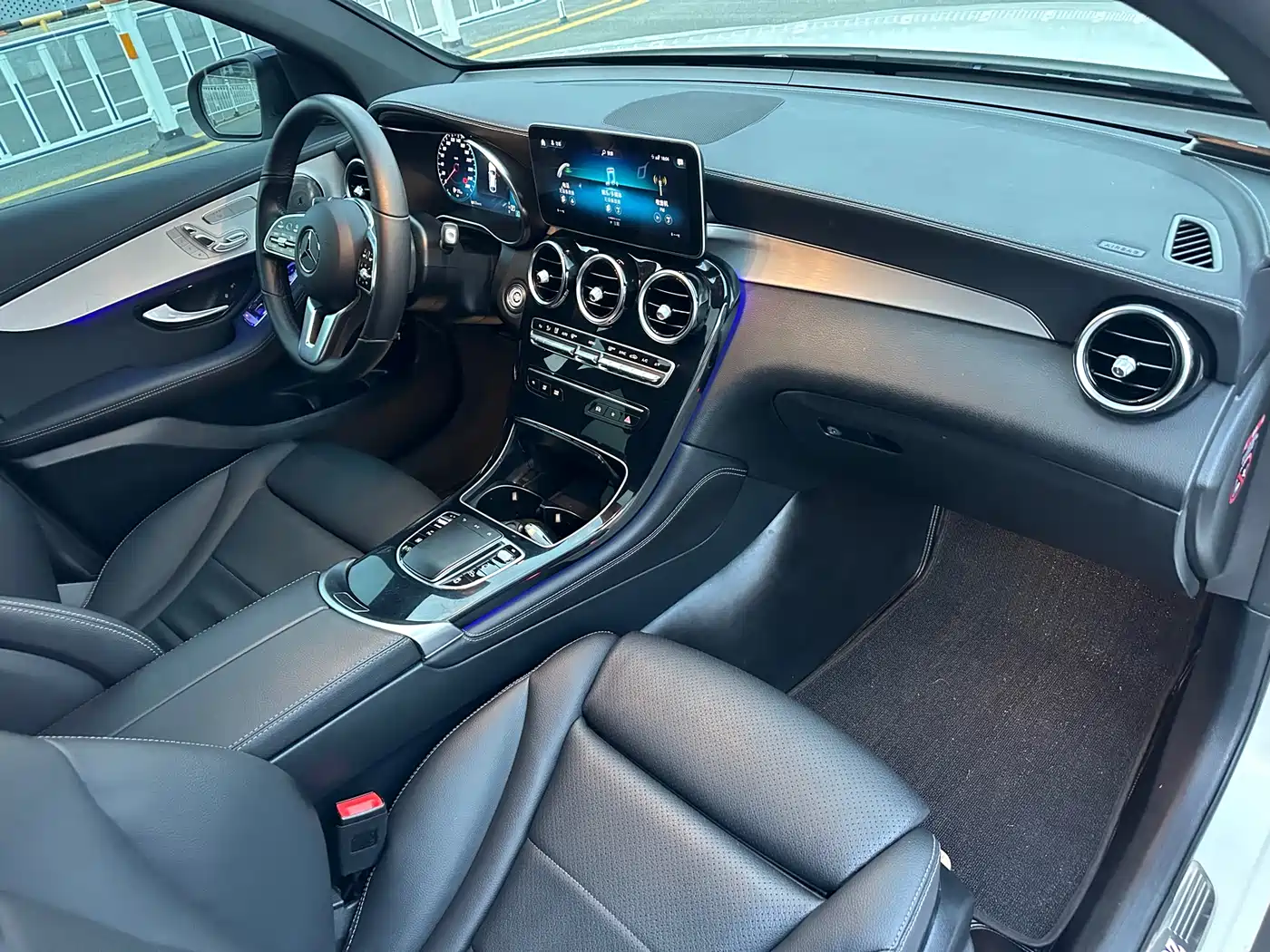 Mercedes-Benz GLC Coupe 2021 GLC 260 4MATIC Coupe SUV фото 12