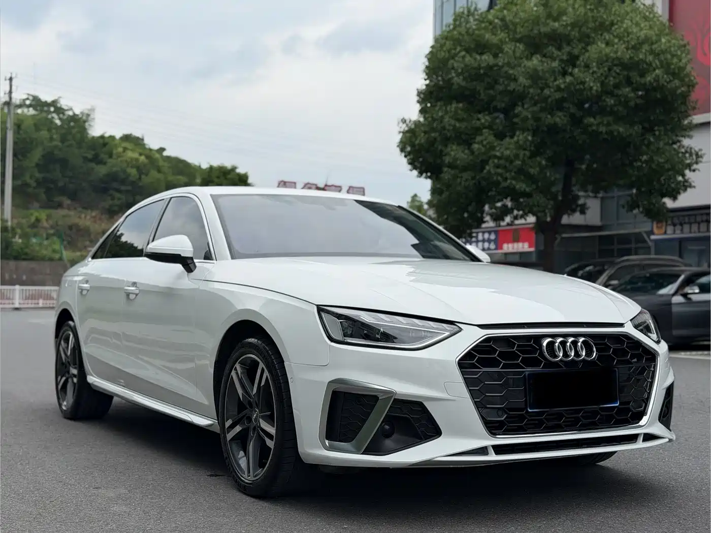 Audi A4L 2020 40 TFSI Luxury Dynamic фото 3