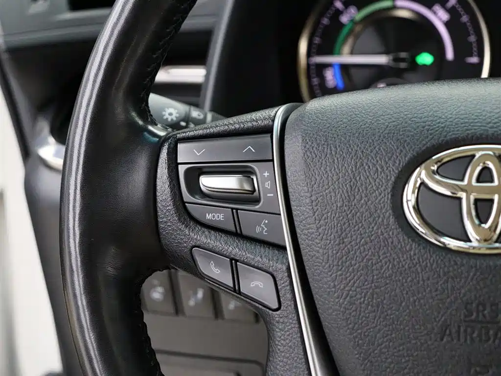 Toyota Alphard 2021 Hybrid 2.5L Premium фото 12