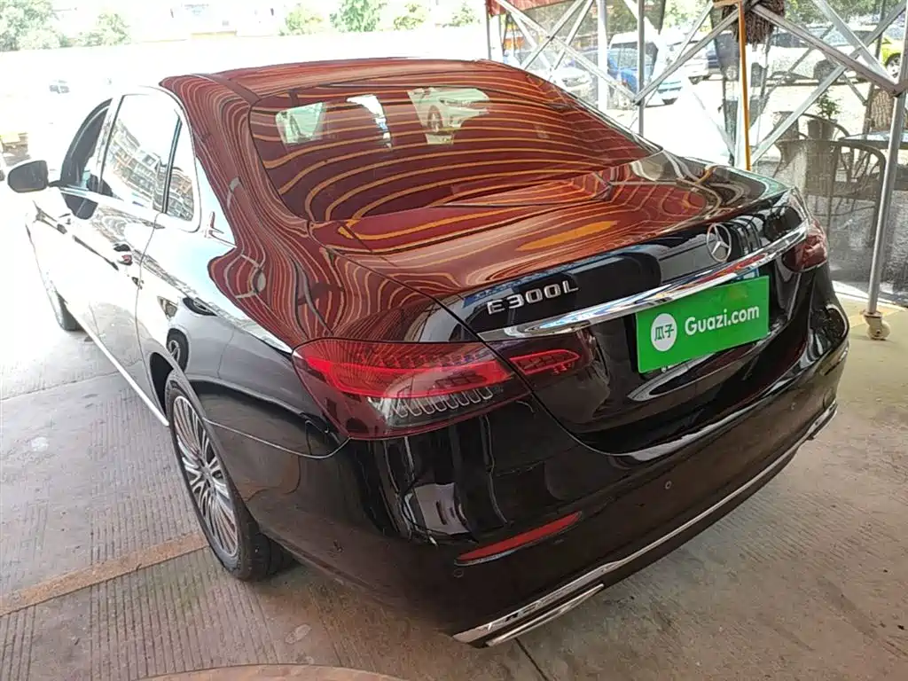 Mercedes-Benz E-Class 2022 E 300 L Fashion фото 5