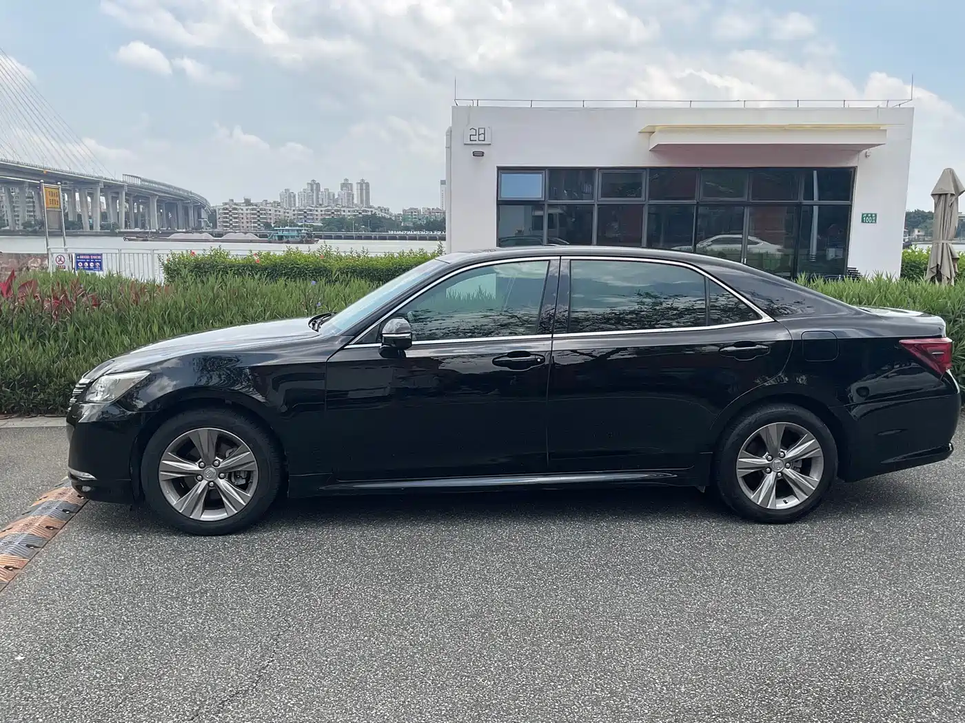 Toyota Crown 2015 2.5L Smart Edition фото 8