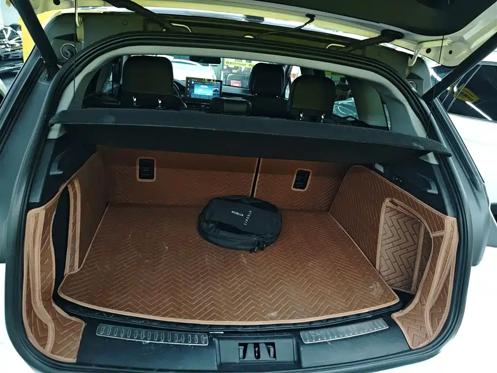 LINCOLN ADVENTURER NEW ENERGY
